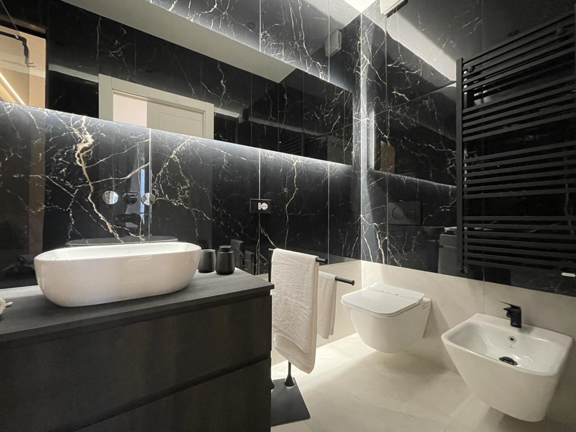 B And G San Babila- Luxury In The Heart Of Milano - Design District Hotell Eksteriør bilde