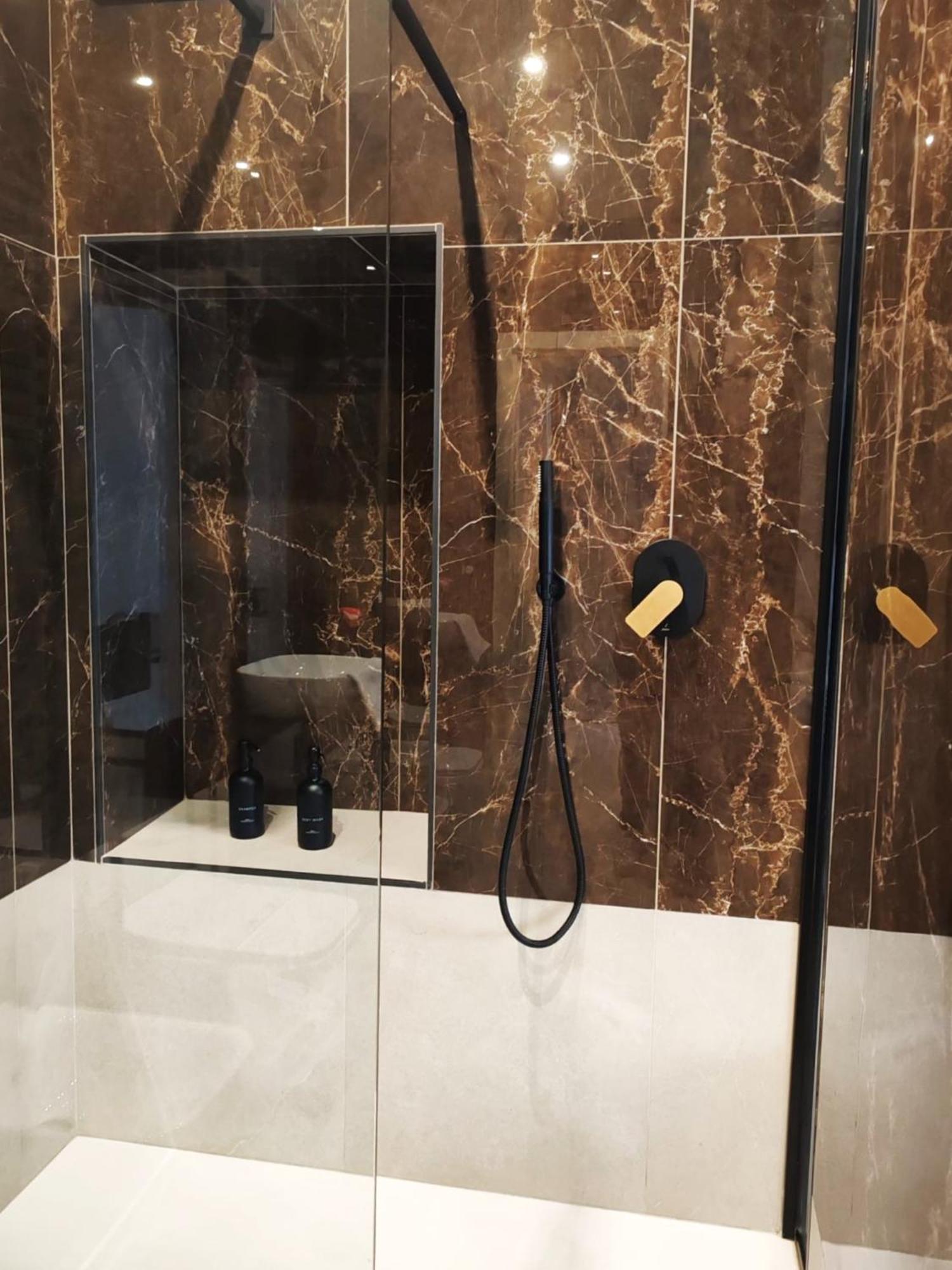 B And G San Babila- Luxury In The Heart Of Milano - Design District Hotell Eksteriør bilde