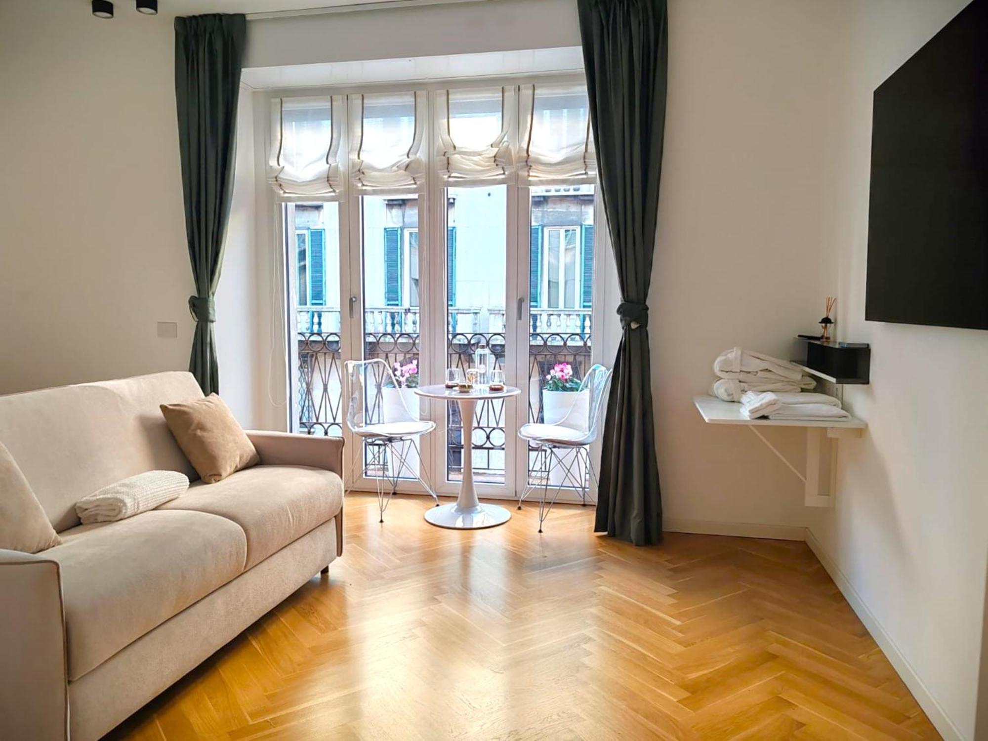 B And G San Babila- Luxury In The Heart Of Milano - Design District Hotell Eksteriør bilde